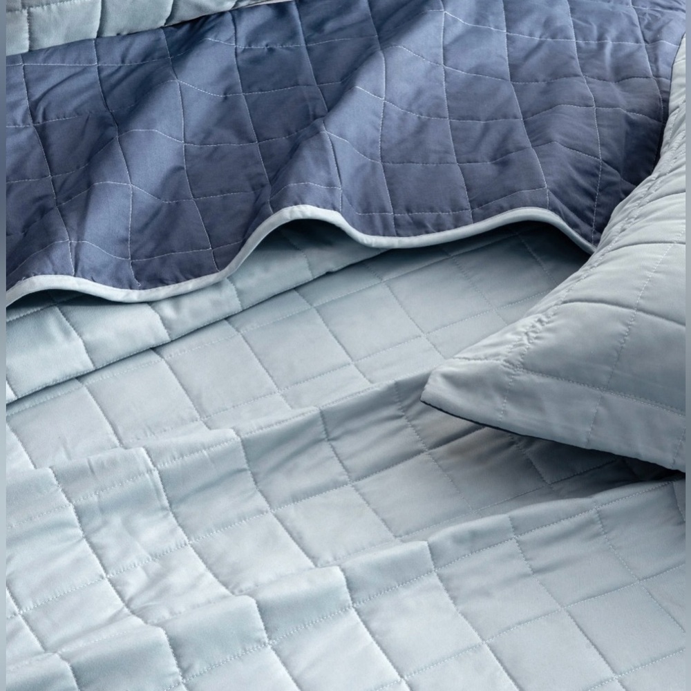Great Bay Home Reversible Duvet Set Bicolor with Covers Queen - Picture 2 of 7